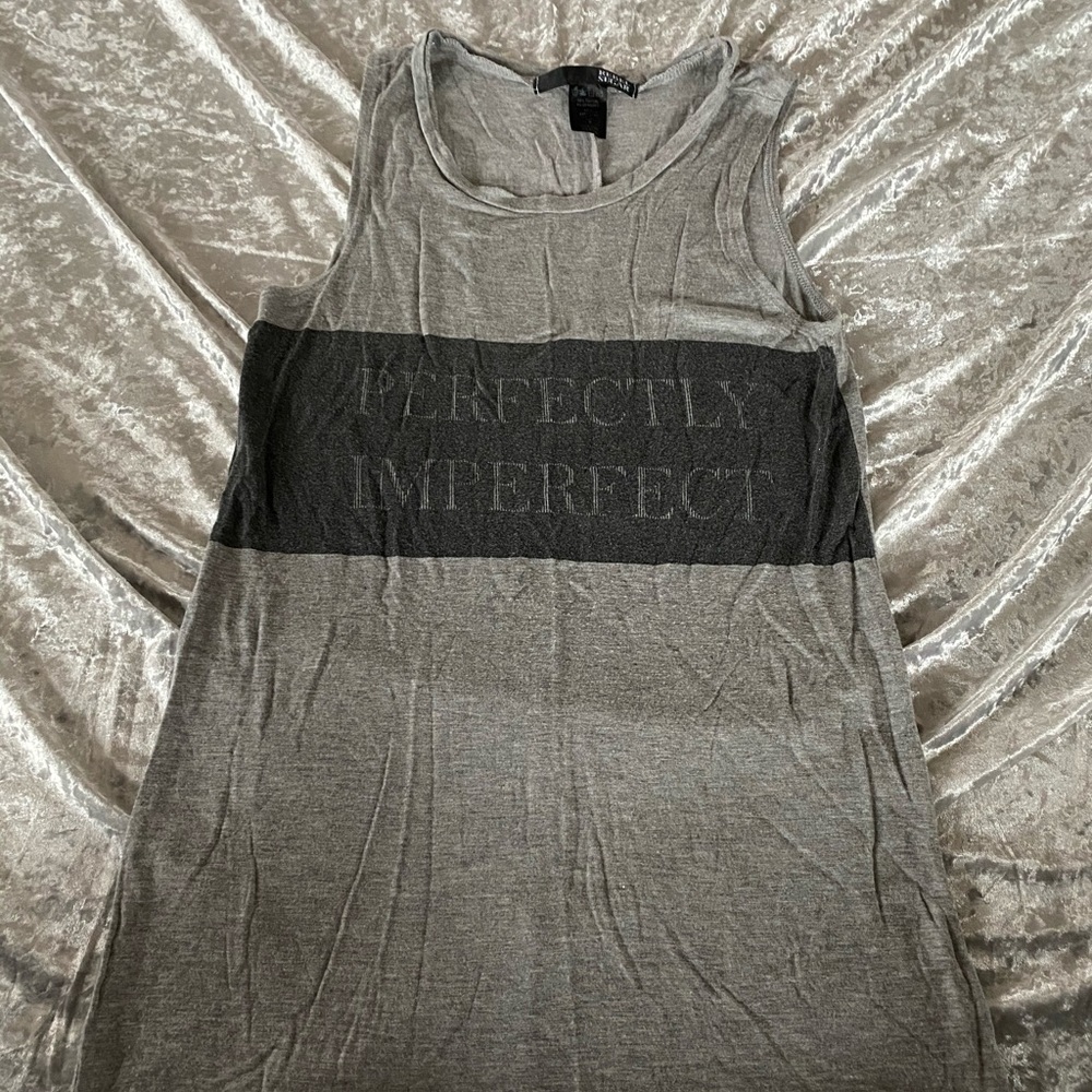 Grey tank top